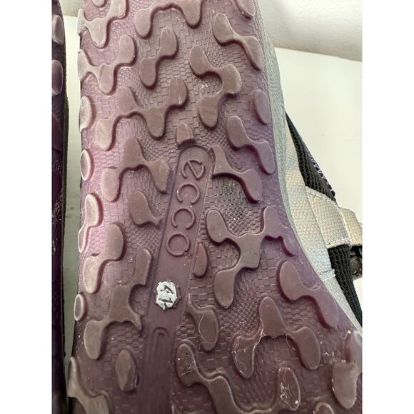 Ecco Biom Lite  Mary Jane  Warm  Grey Metallic  Shoes Euro size 41 US 8-8 1/2 - Picture 4 of 6